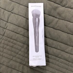 bareMinerals smoothing face brush
